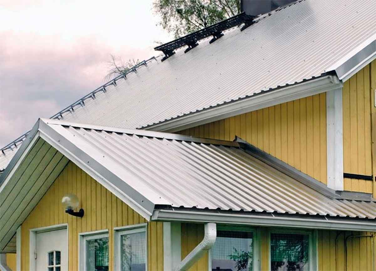 Каркас и кровля из сэндвич-панелей